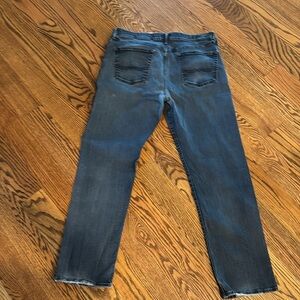 Lucky Brand Denim Men’s 38x32 Dark Wash Distressed jeans